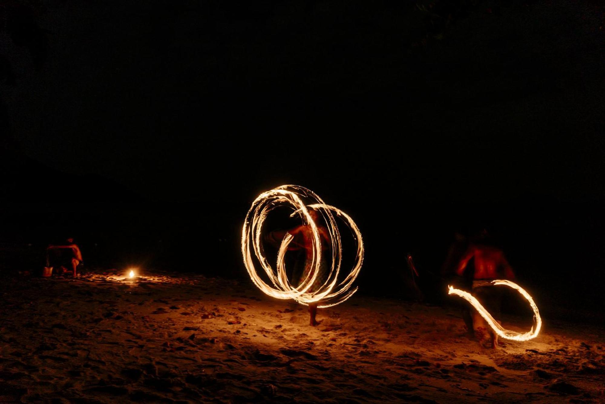 Blue Bay Resort - Access To Pool And Beach-Phuket & Krabi Ko Yao Esterno foto The traditional game of "Khol"